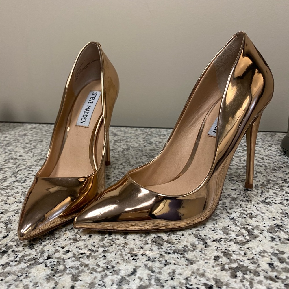 Steve Madden Daisie Heels size 5